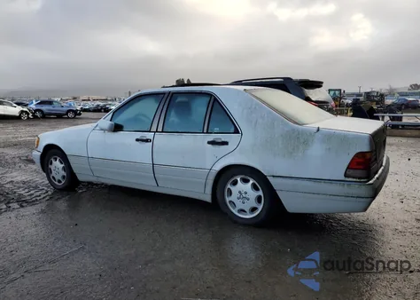 1996 Mercedes-Benz S 320W z USA, uszkodzony, nr VIN WDBGA32EXTA286877